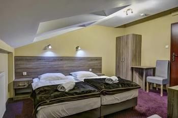 Apartamento Old Town Luxe Retreat - King Bed - Steps To Main Square